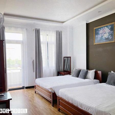 Khach San Minh Quang Hotel Phan Rang Kültér fotó
