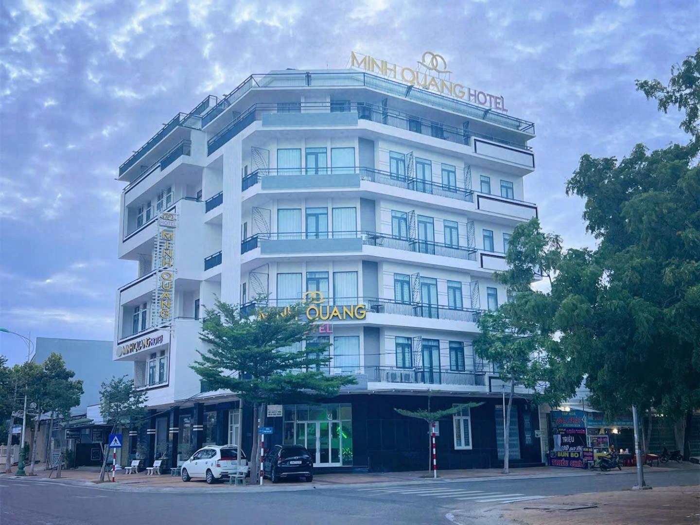 Khach San Minh Quang Hotel Phan Rang Kültér fotó